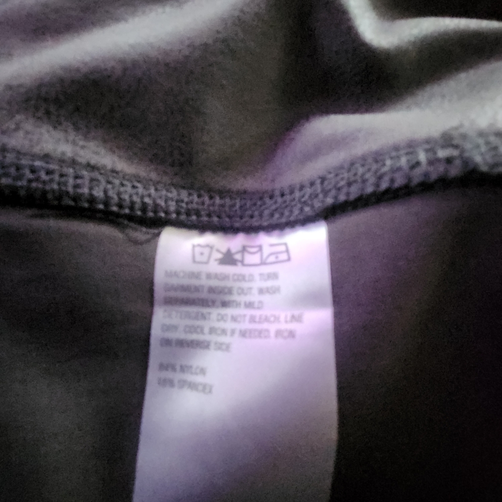 All Worthy by Hunter McGrady Women's Grey Capris - Picture 5 of 5